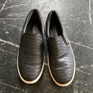 Faux Leather Black Slip On Size 39